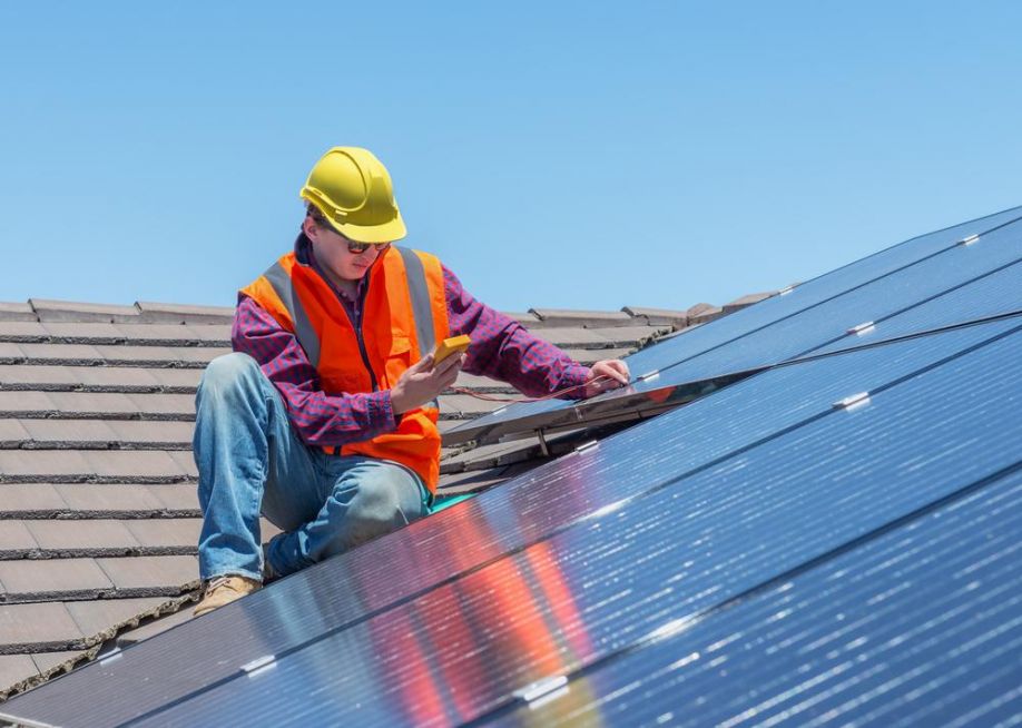 http://cleantechnica.com/files/2015/09/rooftop-solar.jpg